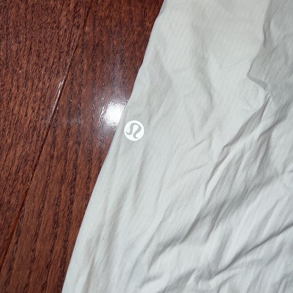 Lululemon Mid Rise Joggers Very Light Gray Almost White Size 4 - Picture 3 of 4
